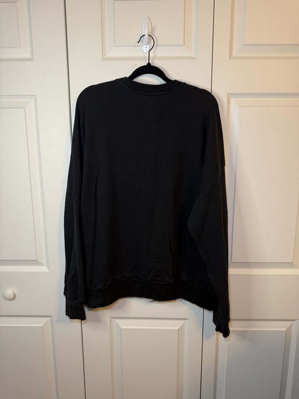 Hollister Oversized Fit Black Crewneck Sweatshirt Extra Large - Picture 8 of 8